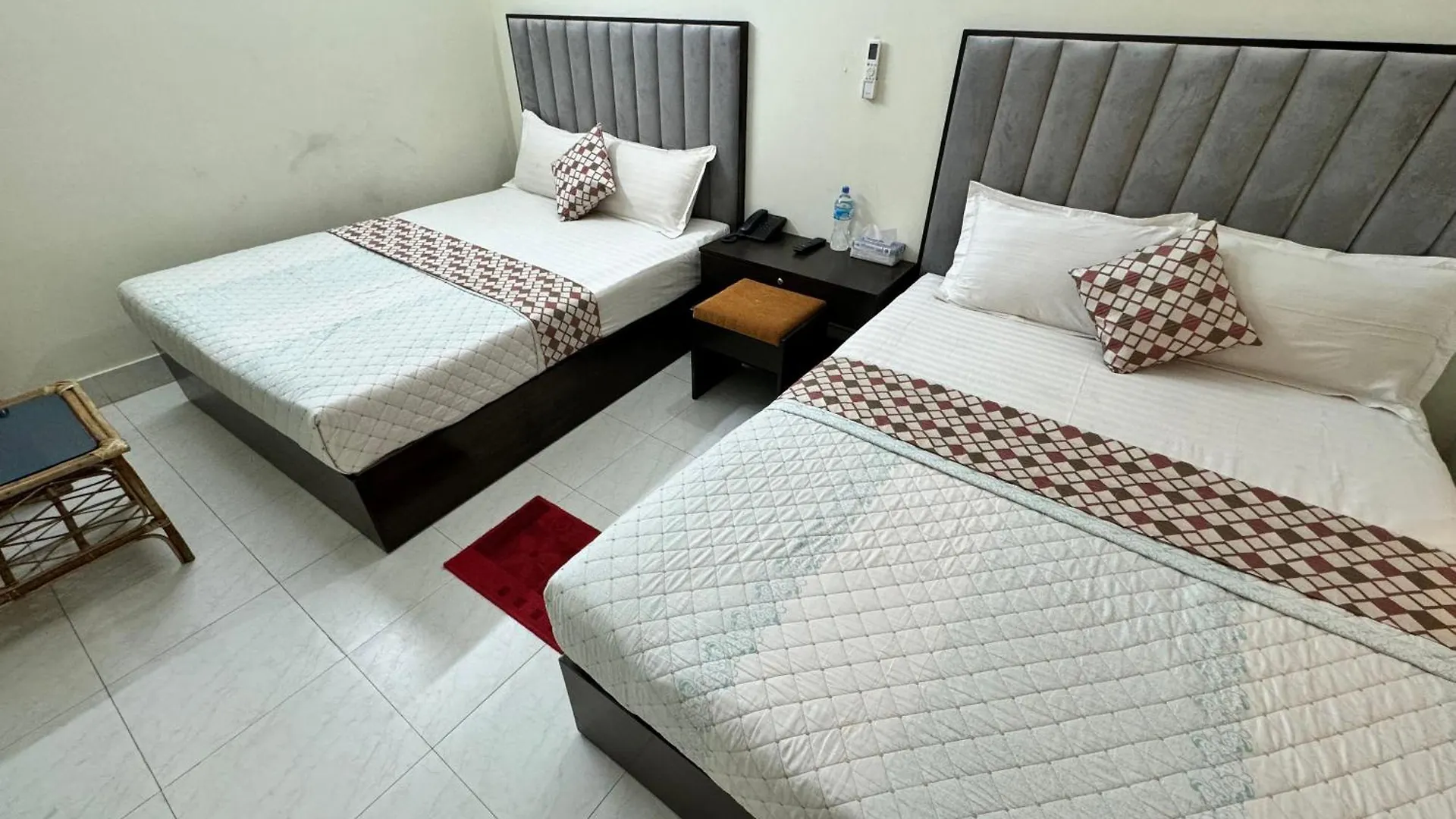 Hotel D-Palace Near Haji Camp & Dhaka Airport